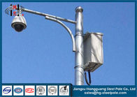 Cámara CCTV poste, inmersión caliente de acero poste galvanizado de la calle del camino del semáforo